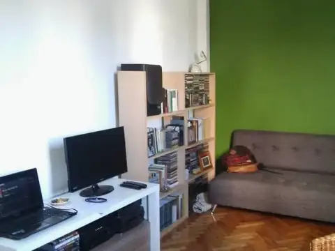 Excelente y Atípico 2 ambientes Totalmente reciclado a nuevo- En lo mejor de Almagro 