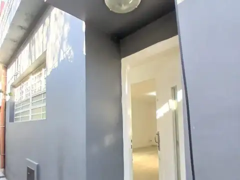 Depto Tipo Casa en Venta en Lanús Oeste, USD 87.000
