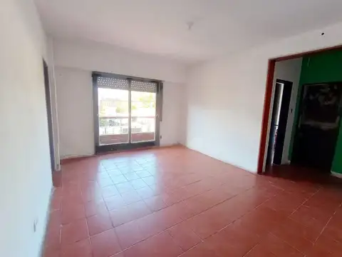 Depto Tipo Casa en Alquiler de 3 dormitorios