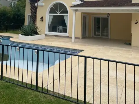 Casa en Venta de 5 dormitorios