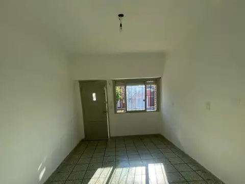 Casa en Alquiler en Tolosa, $ 900.000