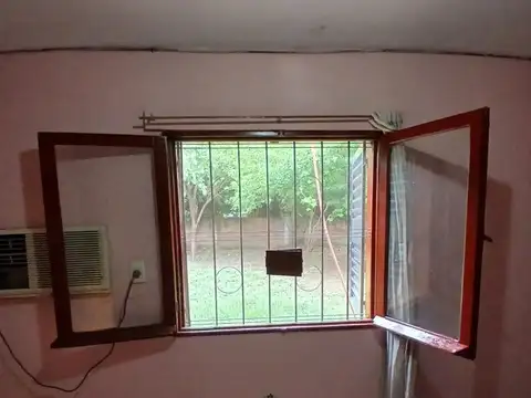 Casa en Alquiler con 1 cochera