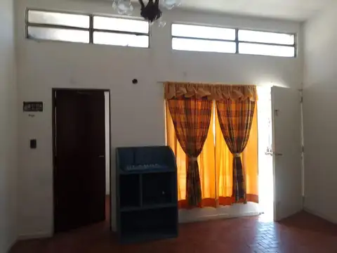 Depto Tipo Casa en Venta en Villa Ballester, USD 47.000
