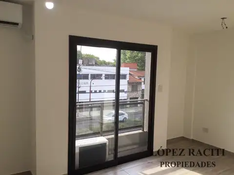 VENTA MONOAMBIENTE FTE,BALCÓN,COCH.BANFIELD O. APTO CRÉDITO