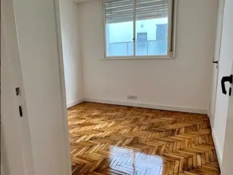 Oficina en Venta 60 años