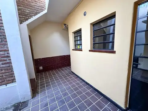 Venta Casa Interna única. Barrio España y Hospitales. Rosario.