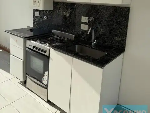Avenida Eva Perón 2600, Piso 8