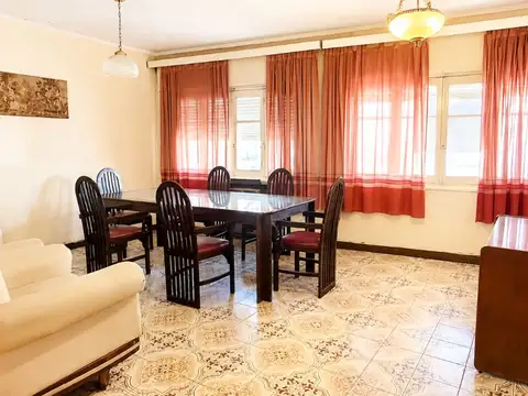 Venta casa 4ta sección ciudad Mendoza
