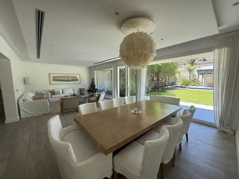 Casa en Venta de 4 dormitorios