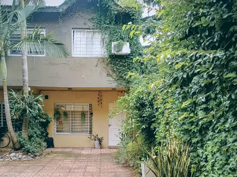 Depto Tipo Casa en Venta de 5 ambientes