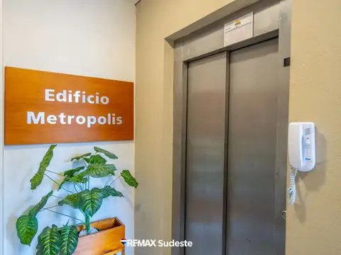 VENTA DEPTO DOS AMBIENTES MONTE HERMOSO CENTRO