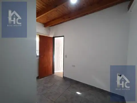 Depto Tipo Casa en Alquiler en Lomas de Zamora, $ 400.000