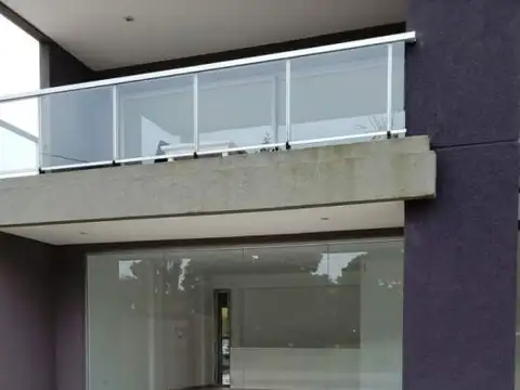 Local en Alquiler en Centro, USD 100