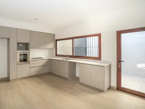 Bahia Blanca 4600