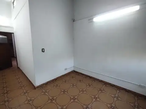 Depto Tipo Casa en Alquiler de 2 ambientes