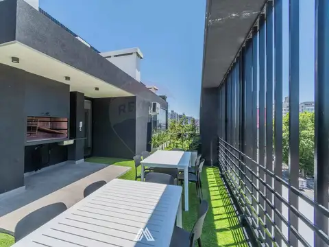 Departamento en Alquiler con 2 cocheras