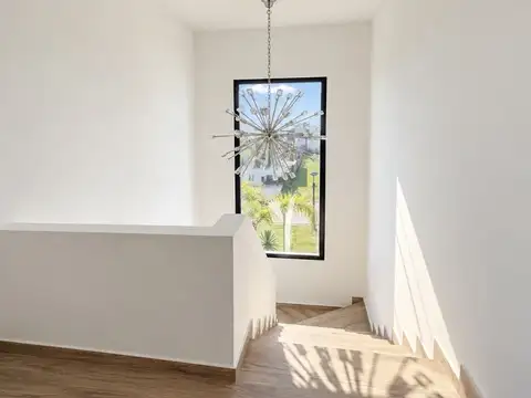 CASA EN VENTA EN LAGOON - PILAR