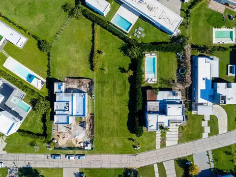 Terreno en Venta de 909,0 m2