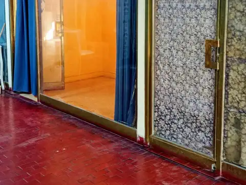 Local en Venta 55 años