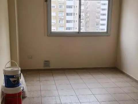 Av Colon 4900, Piso 4°