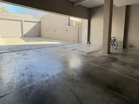 Departamento en Alquiler con 1 cocheras