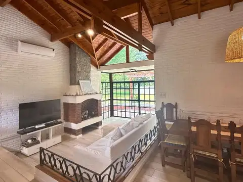 Impecable casa en venta una planta en El Rodal Canning