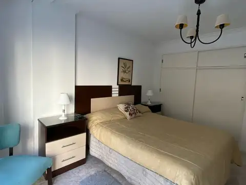 VENTA, DEPTO. 3 AMBIENTES CON BALCON A LA CALLE, MITRE Y MORENO, MAR DEL PLATA