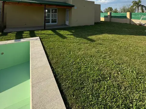 Casa en venta en Funes City