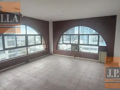 Oficina en Alquiler en Centro, $ 350.000