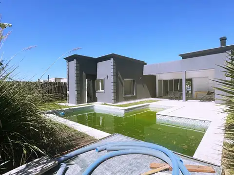 Casa en Venta en Pilar, USD 199.000