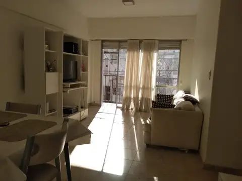 Cnel M Dorrego 1700, Piso 1