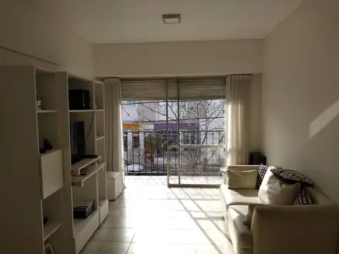 2 Ambientes a la calle en Venta - Zona Centro