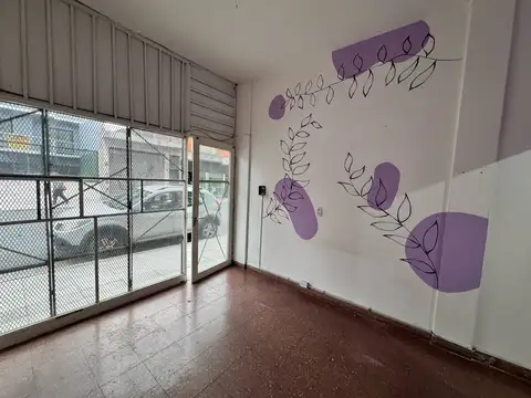 Local en Alquiler en General San Martín, $ 600.000