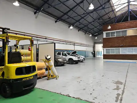 Galpon en Venta 20  mts Frente