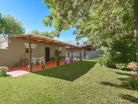 Casa 4 ambientes con 1 baño