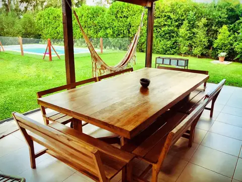 Casa en Alquiler en Santa Catalina, USD 2.800