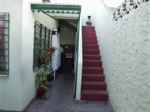 Dos casas estilo PH | Morón | a 5 cuadras de la estacion