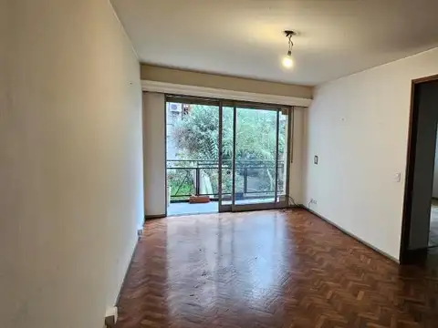 Mansilla 2400 - 3 amb con balcón.-