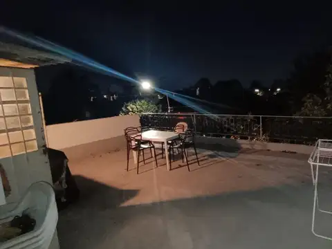 Depto Tipo Casa en Venta de 6 ambientes