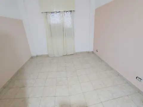 Depto Tipo Casa en Alquiler 40 años