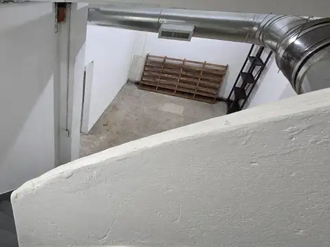 Local en Alquiler 80 años