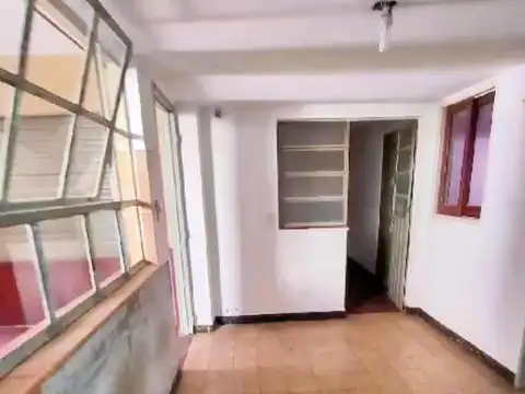 Casa en Alquiler con 1 cochera