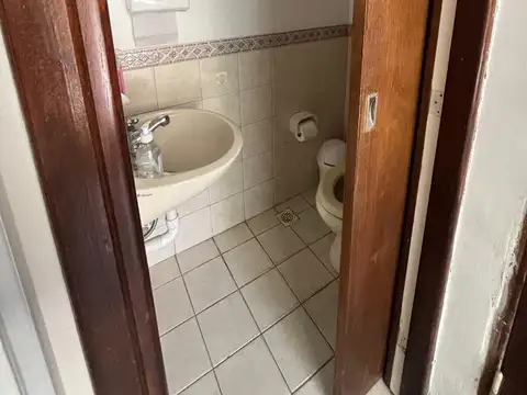 Local en Alquiler en Zona Guemes, USD 1.100