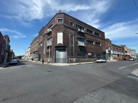 Depósito  en Alquiler en Avellaneda,  G.B.A. Zona Sur