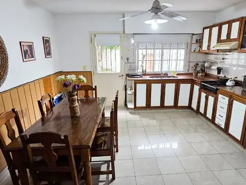 DUPLEX VENTA VILLA URQUIZA 4 AMBIENTES COCHERA