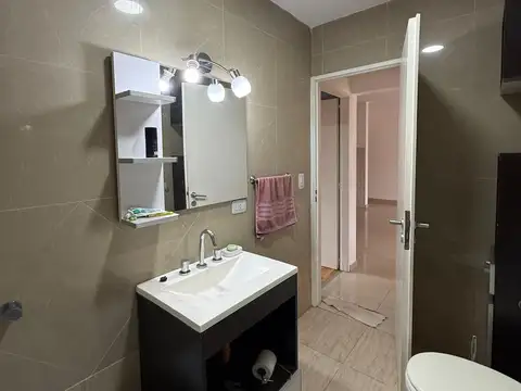 Depto Tipo Casa en Venta en Lanús Oeste, USD 85.000