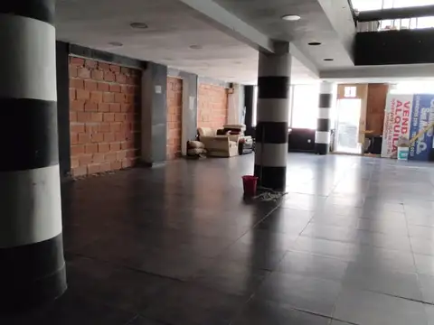 Local en Venta en Centro, USD 111.111