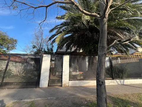 Flay Luis Beltrán 1400