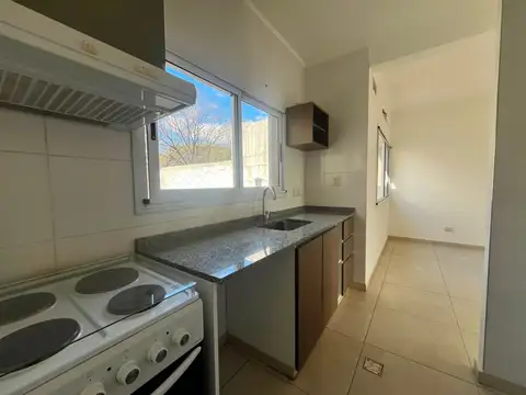 Depto Tipo Casa en Venta 4 años