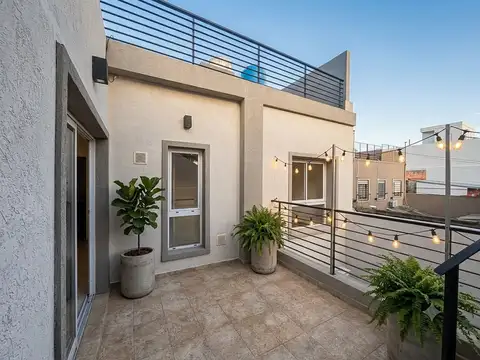 Depto Tipo Casa 3 ambientes con 2 baños